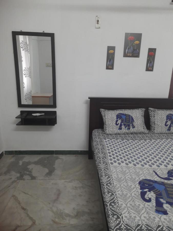 White House- 1Bk Pleasant Apartment With Open Terrace Coimbatore Luaran gambar